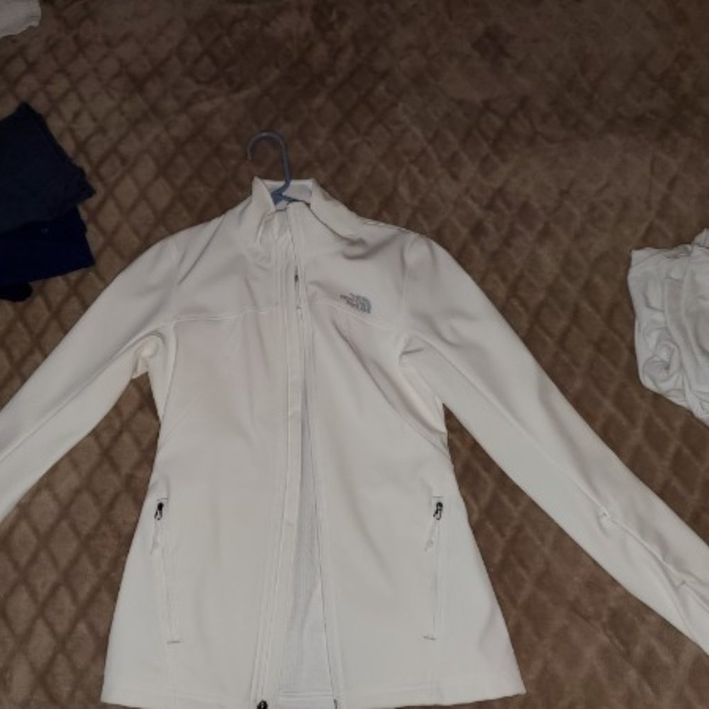 White North Face Apex Shellrock Jacket (NWOT)